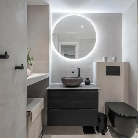 Apartamento Renovated Two-bedroom In A Area Oslo