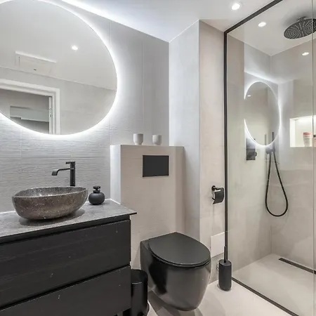 Renovated Two-bedroom In A Area Apartment Oslo